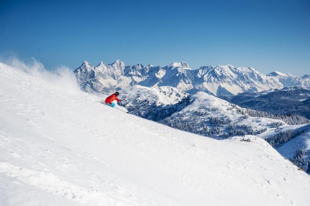 Skifahren ist auch abseits der Pisten möglich. ACHTUNG! Nur in sicherem Gelände - am besten mit ortskundigen Skiguide! © Altenmarkt-Zauchensee Tourismus